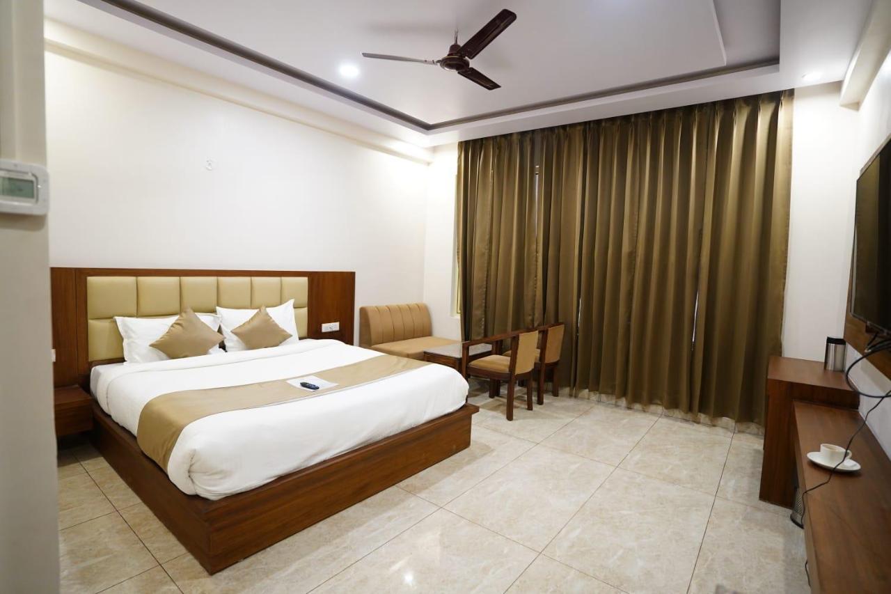 Hotel Amansara Lucknow Luaran gambar